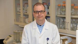 Chair of Immunology and Microbial Disease, Dr. Michael Robek