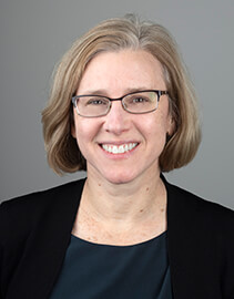 Portrait of Dr. Stephanie Jones